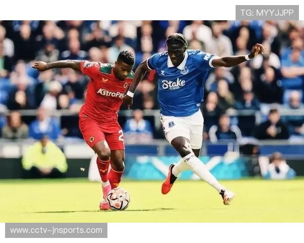 狼队门将若泽·萨屡献神扑, despite 球队垫底个人表现获认可 狼队门将若泽·萨屡献神扑, despite 球队垫底个人表现获认可